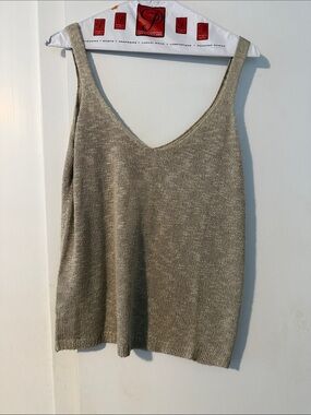 Light Taupe Knit V-Neck Tank Top